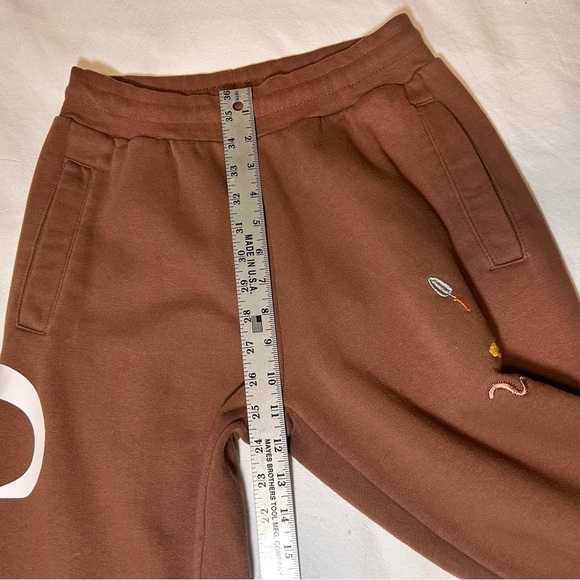 CROCS Carrots by Anwar Embroidered Joggers Size Small Grey - Picture 7 of 11